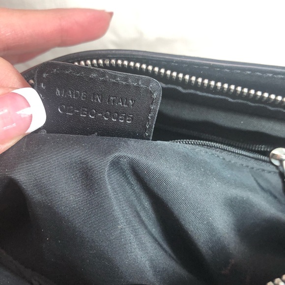 Dior Canvas Black Logo Small Tote - Picture 4 of 8